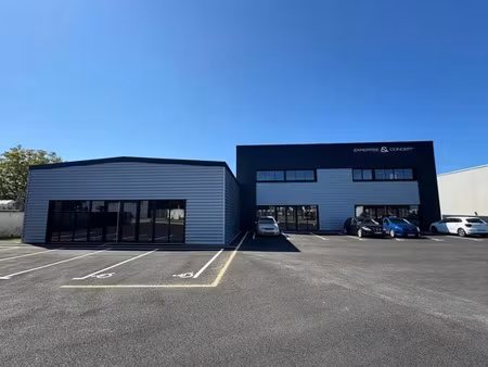 local commercial 196m² neuf – emplacement stratégique à sai