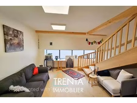 a vendre local professionnel 68m² carrez sur la commune de voreppe