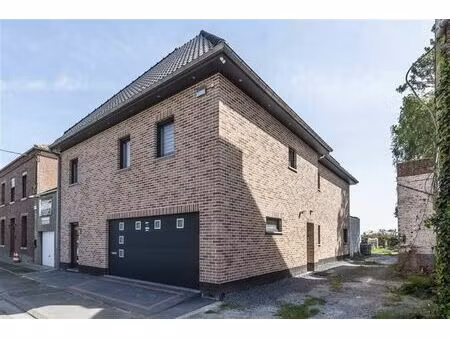 superbe villa de plus de 400 m²