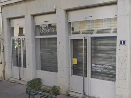 location commerce 77 m² à lyon 7 (69007)