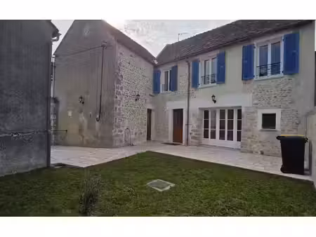 location maison  102.62 m² t-4 à beaumont-du-gâtinais  999 €