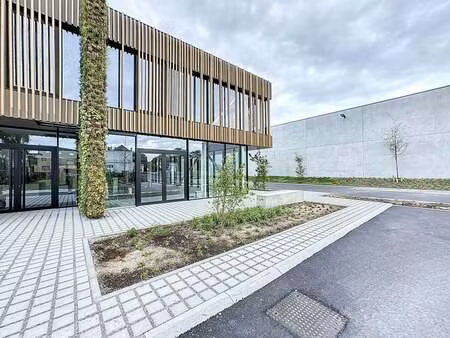 bien professionnel à louer à oudenburg € 2.100 (legnd) | zimmo