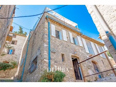 appartement de luxe à vendre dans le quartier centre-haut de cagnes