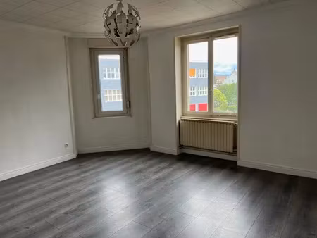 colmar proche iut 4 pieces 80m² a renover