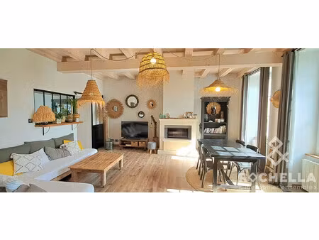 maison ancienne renovee t4 de 118m2 avec dependances