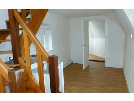 location appartement  m² t-1 à pont-l'évêque  381 €