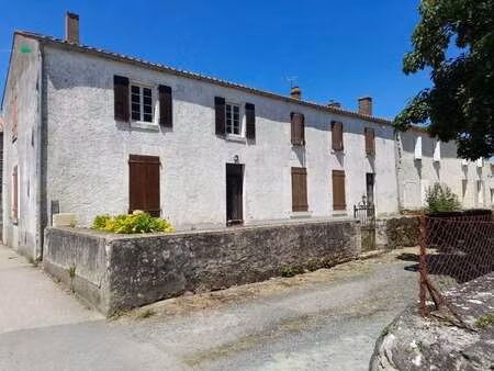 vente maison à vix (85770) : à vendre / 94m² vix