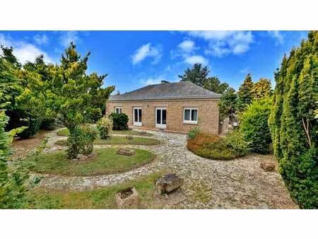 vente maison à saint-hilaire-des-landes (35140) : à vendre / 165m² saint-hilaire-des-lande