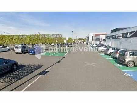 local commercial à louer