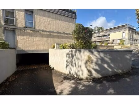 stationnement amiens 20 m² t- à vendre  17 500 €