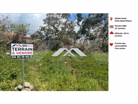 grand terrain plat 1980 m² sainte-anne