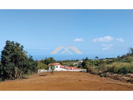 terrain constructible a tan rouge