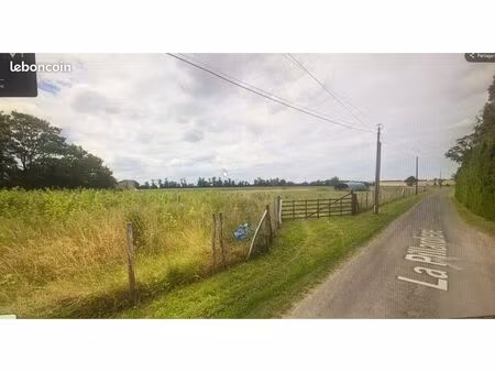 terrain à louer clôturé 7000m2