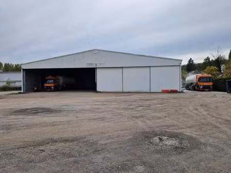 local d'activités à vendre