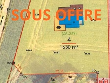 terrain constructible et viabilisé de 2078 m² hors lotissement