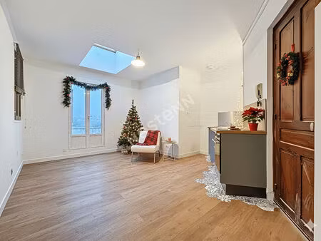 appartement t1bis à vendre - résidence ancienne avec terrasse spacieuse