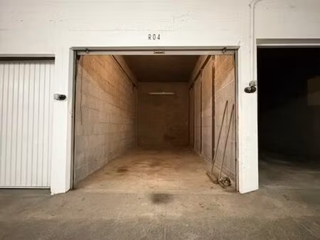 garage ferme a vendre - 4020 liege