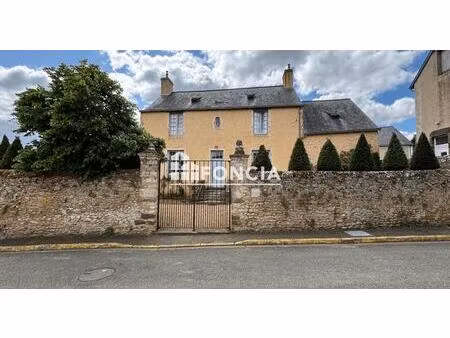 ancien presbytère proche forêt de sillé !