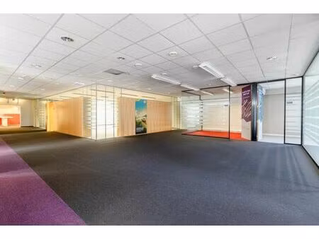 bureaux à proximité de la e411 | localisation idéale