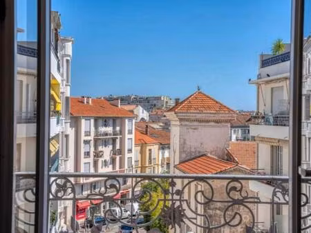 prado république / immeuble de 17 studios / 9.1% de rentabilite en plein coeur de cannes