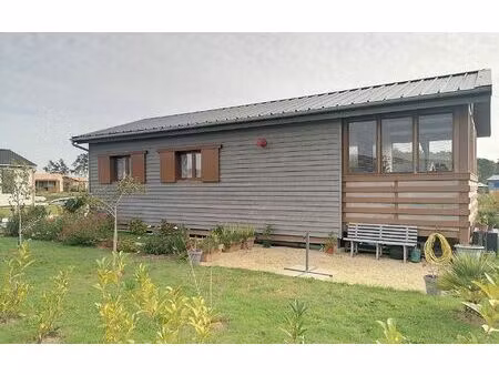 location appartement  44 m² t-3 à marzan  720 €