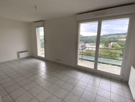 studio de 32 m2 avec balcon et parking