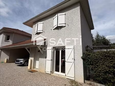 maison au centre de charavines