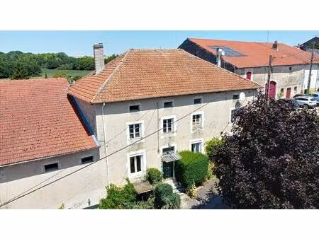 lemainville : maison a tres fort potentiel.