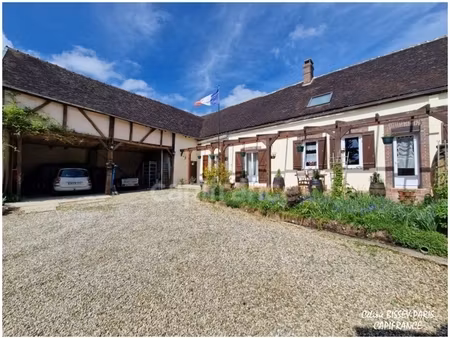a vendre maison de campagne  4 chambres  terrain 3500 m2  véranda chauffée arces dilo (89)