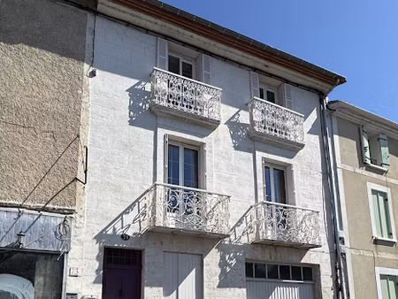 vente maison 5 pièces 170 m² à riberac (24600)  147 000 €