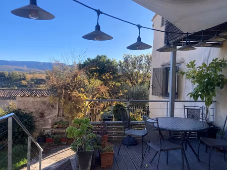 secteur st hilaire  maison en pierre rénovée  avec jardin et