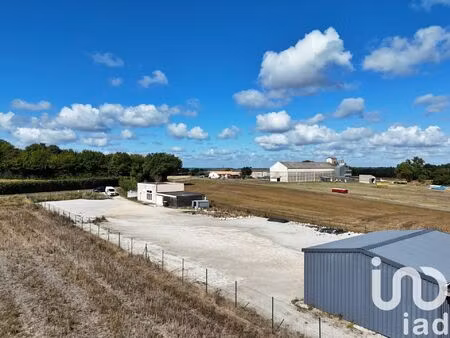 vente immeuble 139 m² bouëx (16410)