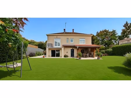 vente maison 5 pièces 140 m² à colayrac-saint-cirq (47450)  244 900 €