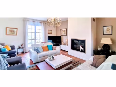 vente maison 6 pièces 126 m² à léojac (82230)  299 000 €