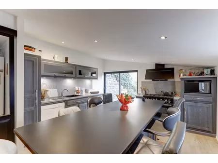 vente maison 5 pièces 126 m² à nohanent (63830)  349 000 €