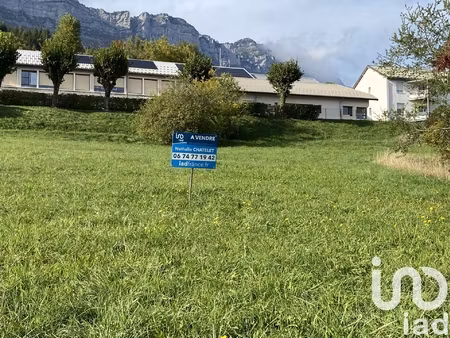 vente terrain à bâtir 1 251 m²