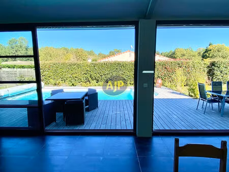 vente maison 4 pièces 157 m² naujac-sur-mer (33990)