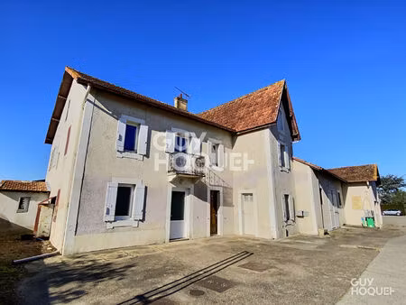 ensemble immobilier proche d'amou