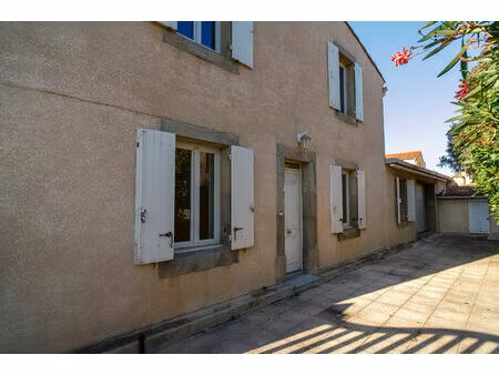 carcassonne - villegailhenc maison t6 325m² (179m²) avec cour  patio  2 vastes garages