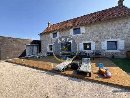 belle maison en pierre de 203 m2 avec vue dégagée et sans vis-à-vis  6 chambres  1200 m² d