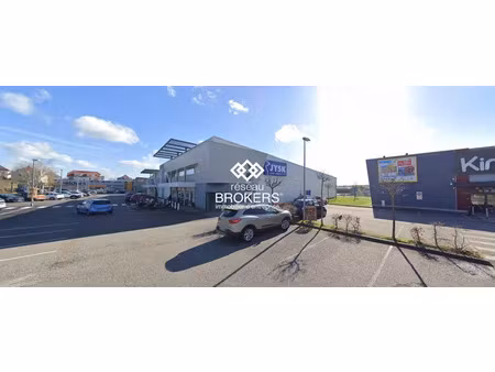 local commercial 1113 m²