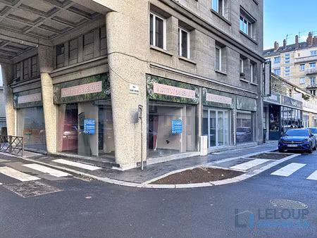 location commerce 118 m² à rouen (76000)