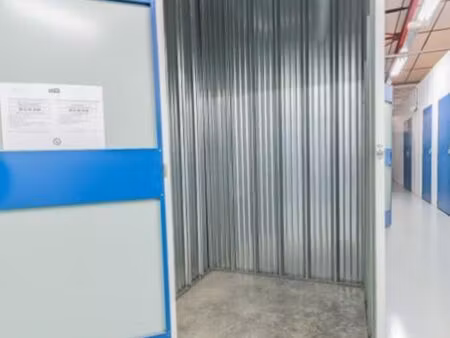 garage/box 4 m² sorgues