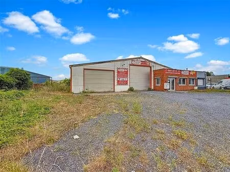 hangar en zone d'activite industrielle