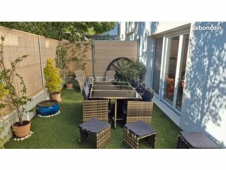 pavillon 90 m2 + jardin + 2 places stationnement