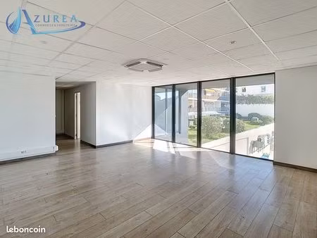 bureaux 94 m² cannes la bocca