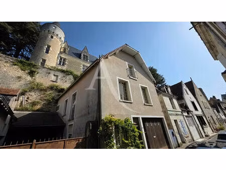 une maison de caractère au coeur de montrésor