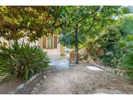 villefranche sur mer  secteur corne d'or  villa provençale à rénover avec gros potentiel