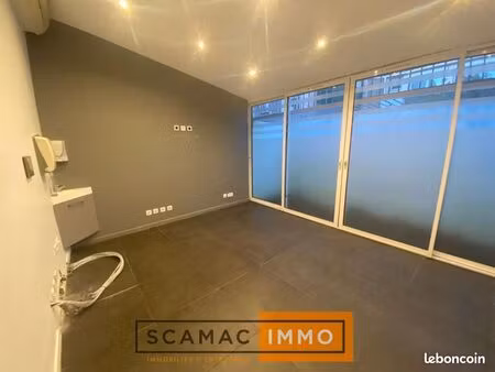 local commercial 80 m²