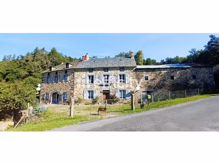 maison 6 pièces - 167 m²